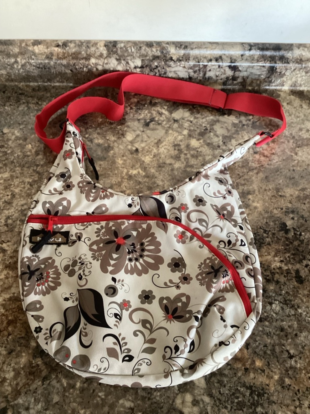KAVU Sydney Satchel Cross Body Bag Shoulder Purse White Red Floral